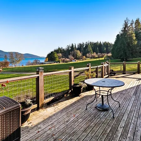 Obstruction Pass Cottage Olga Exterior foto